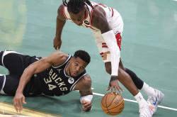 华体会国米赞助商-篮网逆转雄鹿，周琦关键制胜