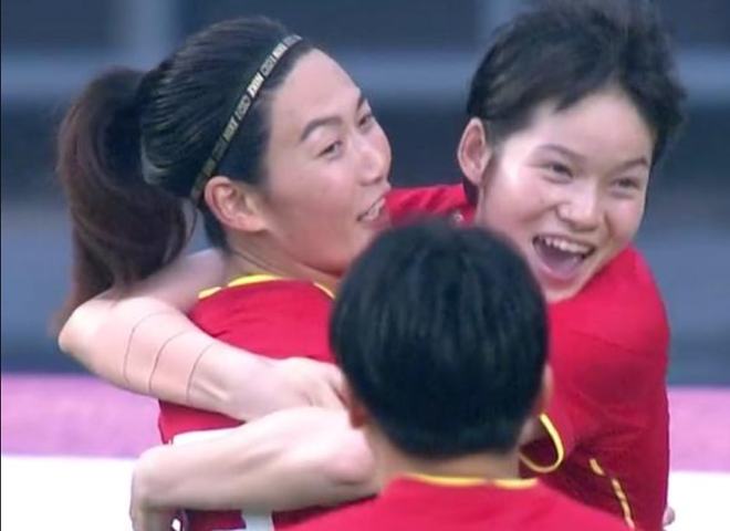 关于体操队连胜三场,华丽晋级决赛的信息 关于体操队连胜三场,华丽晋级决赛的信息