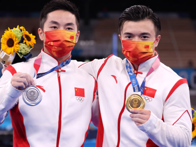 关于体操队连胜三场,华丽晋级决赛的信息 关于体操队连胜三场,华丽晋级决赛的信息